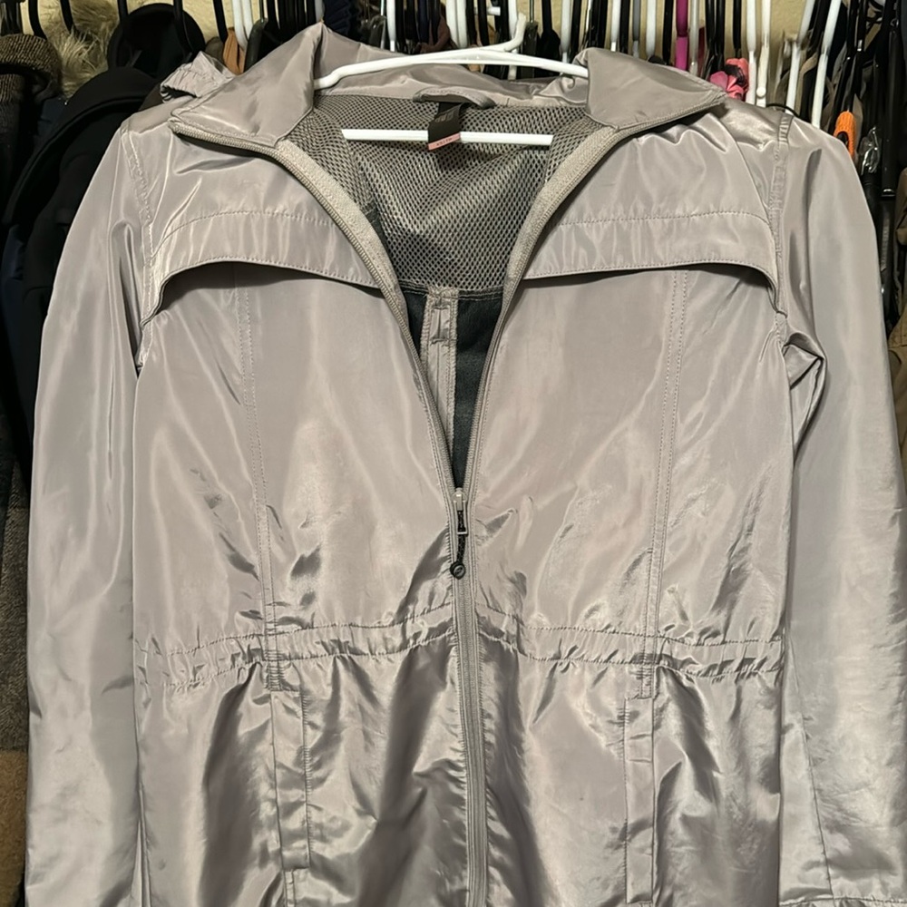 Mondetta Outdoor Project Rain Jacket
